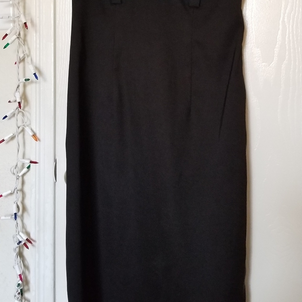 Dress - Picture 3 of 3
